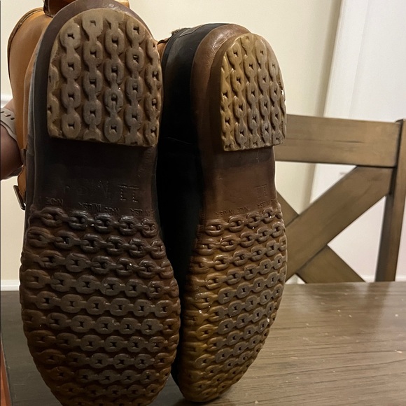 L.L. Bean Men's Tan and Black Rain & Snow Boots - Picture 6 of 6